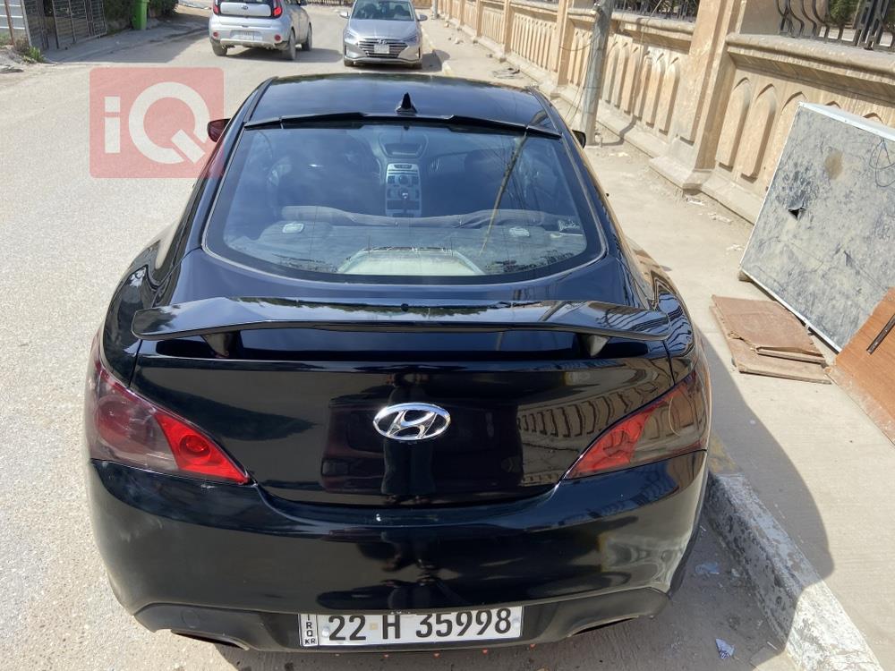 هيونداي جينيسيس كوبيه